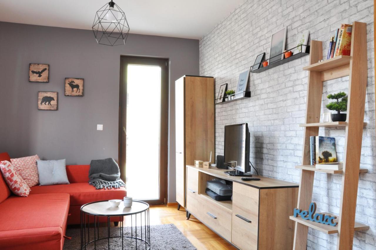 Apartman Six ซลาตีบอร์ ภายนอก รูปภาพ