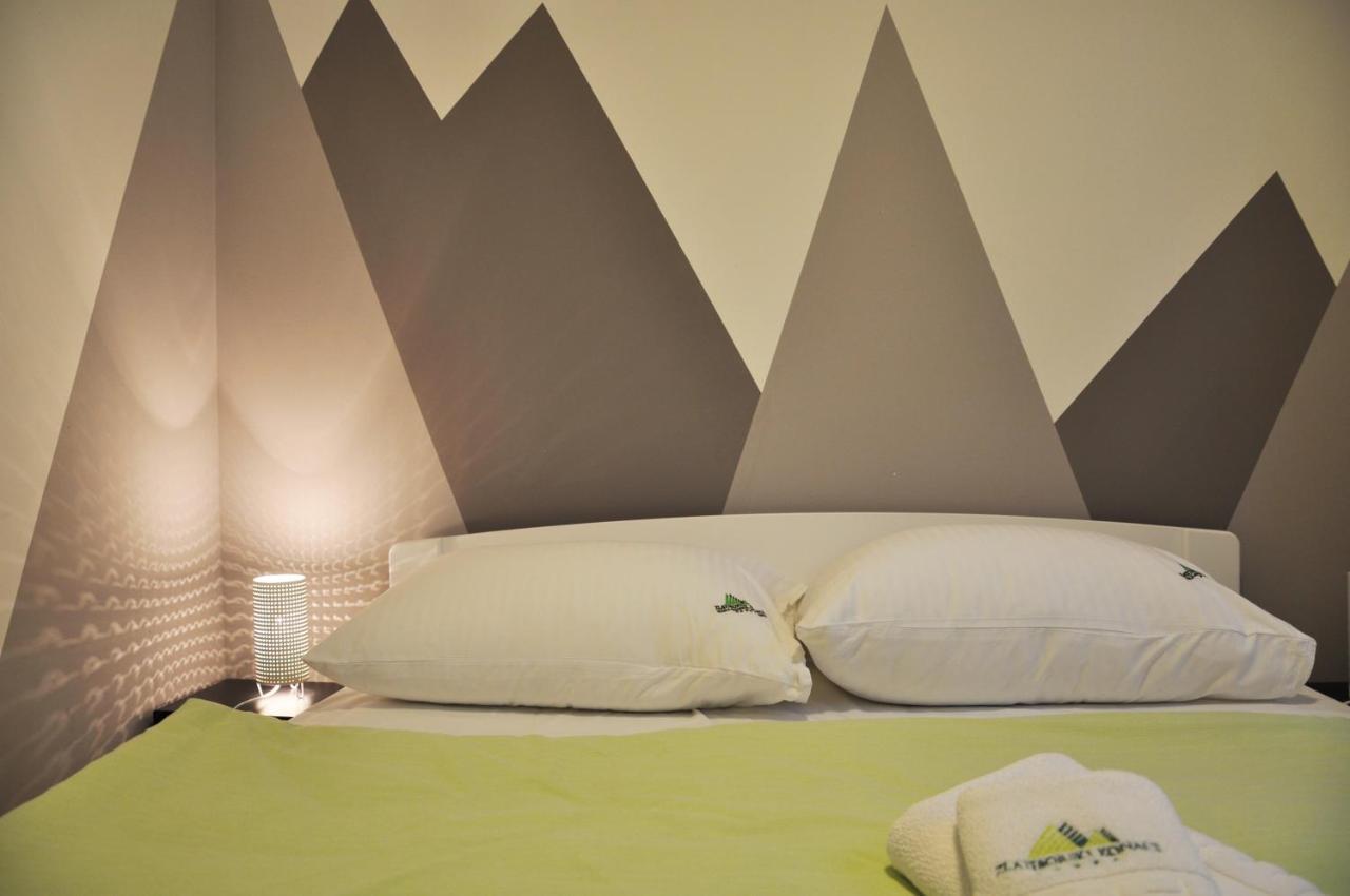 Apartman Six ซลาตีบอร์ ภายนอก รูปภาพ